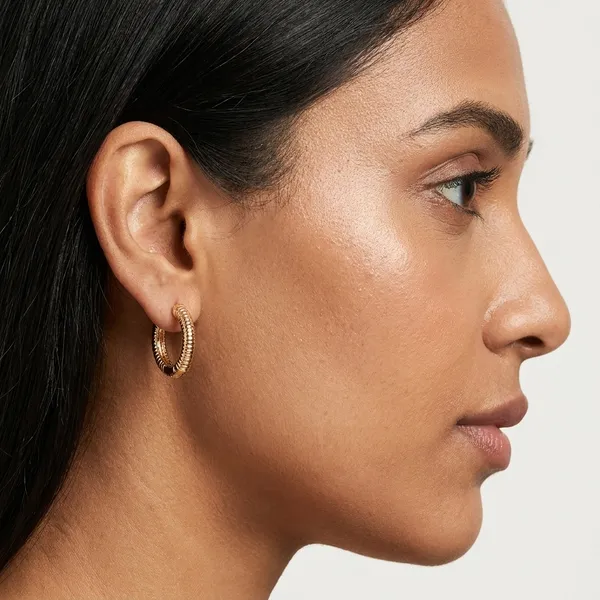 Aura_jewels_Parisian_Ribbed_Gold_Hoops