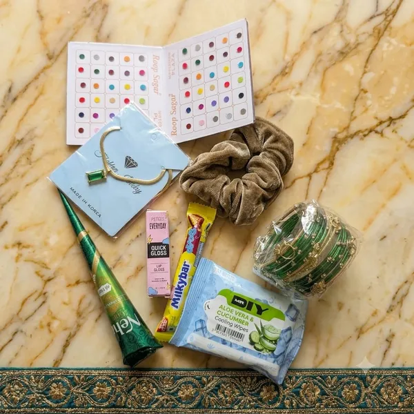 Aura_Jewels_Saavan_Special_Gift_Hamper