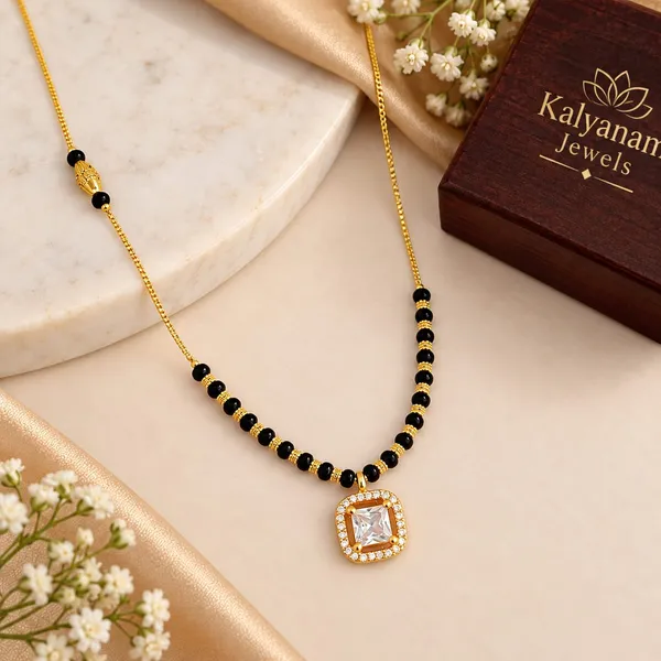 Gold-Plated_Solitaire_Square_Zircon_Mangalsutra_with_Traditional_Black_Beaded_Chain