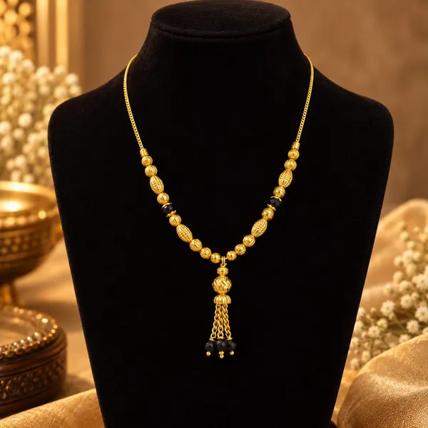 Traditional_Gold_Beaded_and_black_beaded_Pendant_Chain
