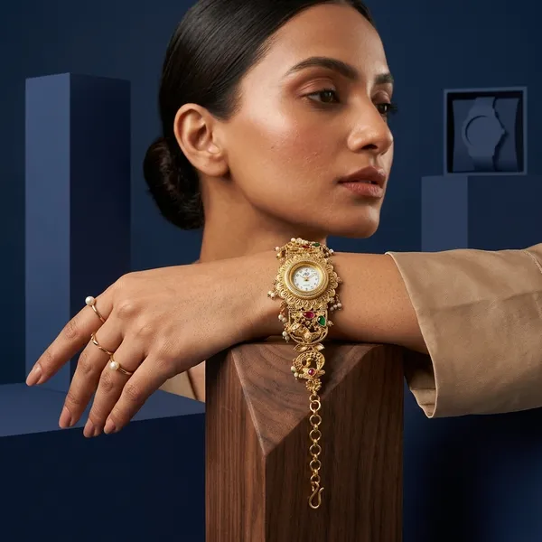 Traditional_Kundan-Inspired_Gold-Tone_Analog_Bracelet_Watch