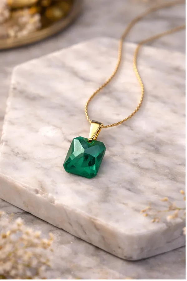 Emerald_Essence107