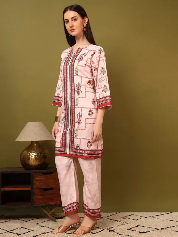 Cream_Rayon_Slub_Digital_Print_Co_Ord_Set_For_Women