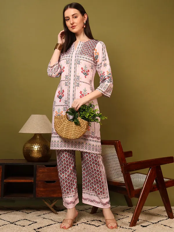 Coral_Rayon_Slub_Digital_Print_Co_Ord_Set_For_Women
