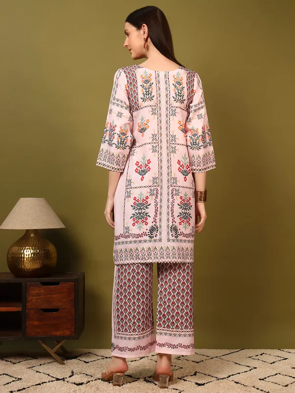 Coral_Rayon_Slub_Digital_Print_Co_Ord_Set_For_Women