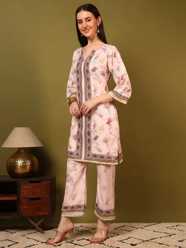 Cream_Rayon_Slub_Digital_Print_Co_Ord_Set_For_Women