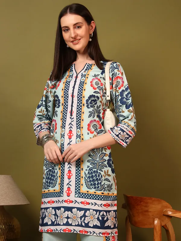 Aqua_Blue_Rayon_Slub_Digital_Print_Co_Ord_Set_For_Women