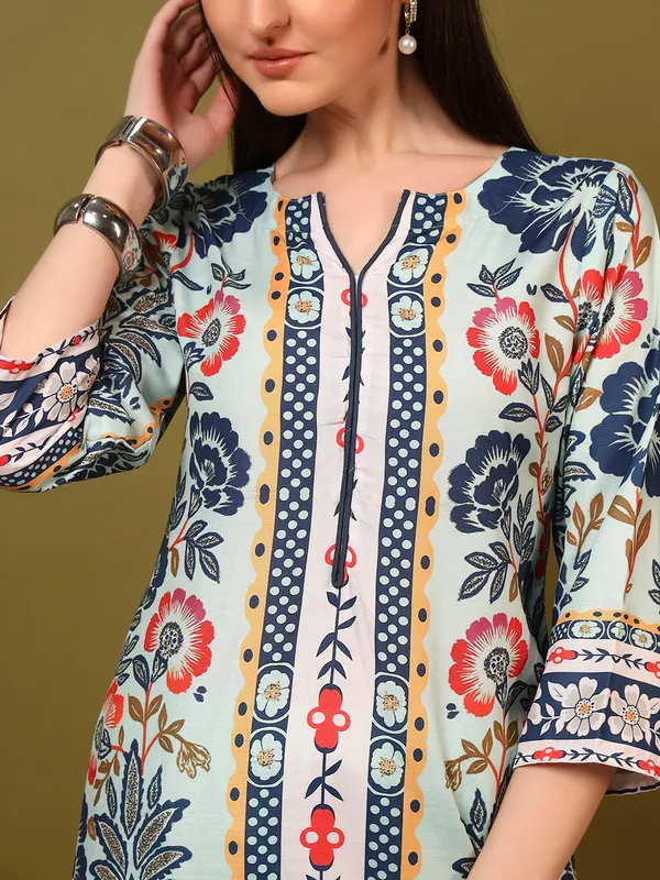 Aqua_Blue_Rayon_Slub_Digital_Print_Co_Ord_Set_For_Women