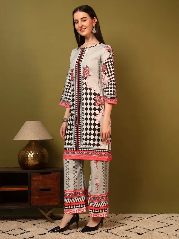 Mint_Green_Rayon_Slub_Digital_Print_Co_Ord_Set_For_Women