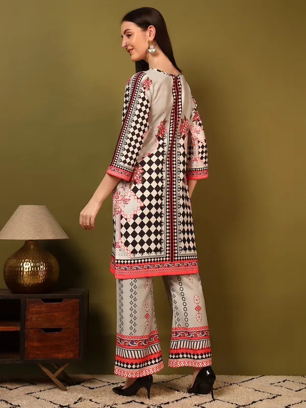 Mint_Green_Rayon_Slub_Digital_Print_Co_Ord_Set_For_Women