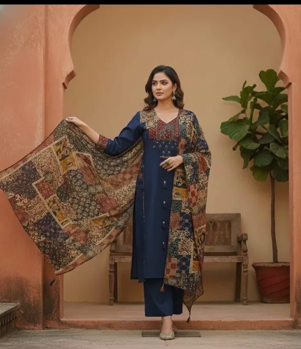 Blue_cotton_Kurta_set_Top_Crafted_with_Applique_Work_with_katha_work_&_both_side_Designer_Pocket_with_stlylish_Sleeves