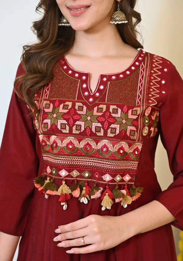 MAROON_Cotton_Suit_With_pretty_embroidery_work_on_yoke_and_embroidery_work_on_Pure_Mul_Cotton_dupatta__
