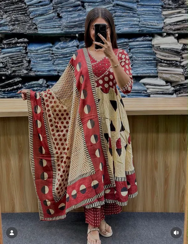 Red_Ghera_Kurti_Set_elegant_moti_work_on_Neckline_with_Matching_Printed_Pant_With_Soft_Mul_Dupatta