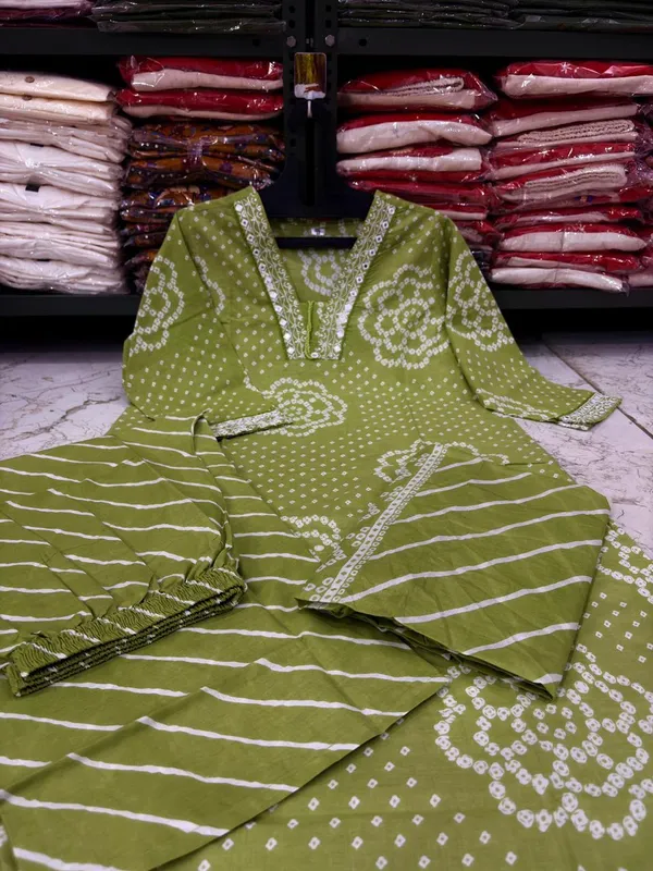 Green_Bandhej_Kurta_and_Lehriya_Bottom_Embroidery_lace_on_Neck_line_and_sleeves_with_Mul_Dupatta