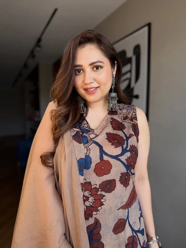 Women_Trendy_Cotton_Grey_Printed_Kurta_With_Pant_and_Dupatta