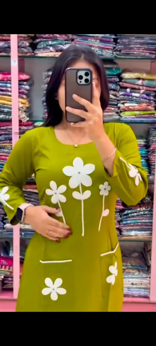 Women_Trendy_Cotton_Green_Embriodred_Kurta_With_Pant