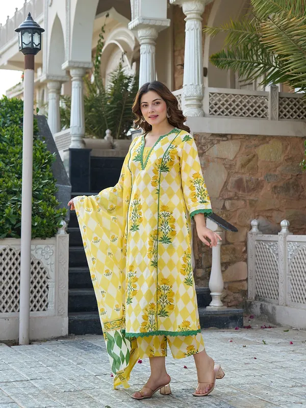Women_Trendy_Cotton_Lemon_Printed_Kurta_With_Pant_and_Dupatta