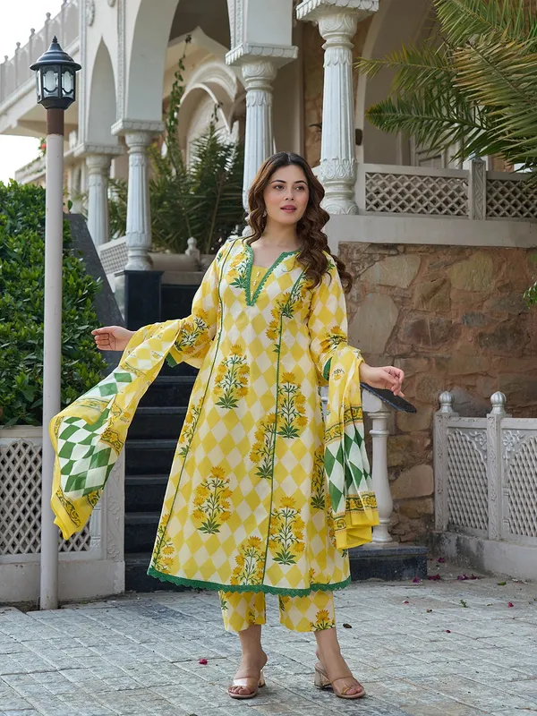 Women_Trendy_Cotton_Lemon_Printed_Kurta_With_Pant_and_Dupatta