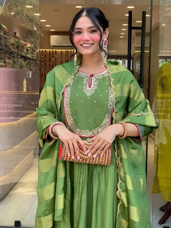Green_Pure_Mal_chanderi_Kurta_Set_with_embroidery_sequence_on_Neck_with_paired_Matching_Pants_and_Banarsi_Jacquard_Dupatta