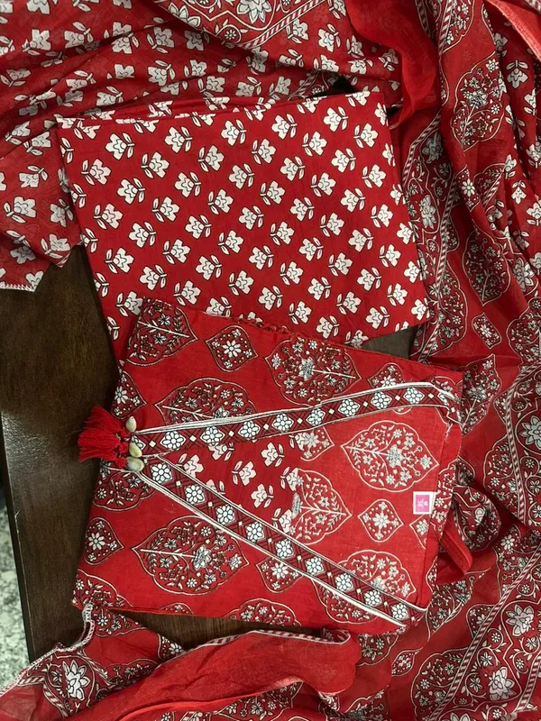 Red_Printed_Cotton_kurta_set_with_paired_bottom_and_Matching_Dupatta