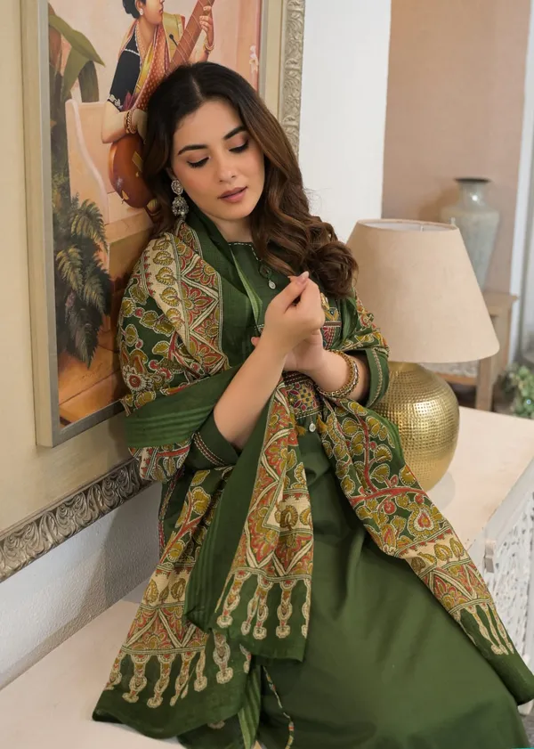 Premium_Cotton_Embroidered_Green_Kurti_Pant_Suit_Set_with_Dupatta_&_Side_Pocket_|_Katha_Handwork_|_Office_&_Daily_Wear