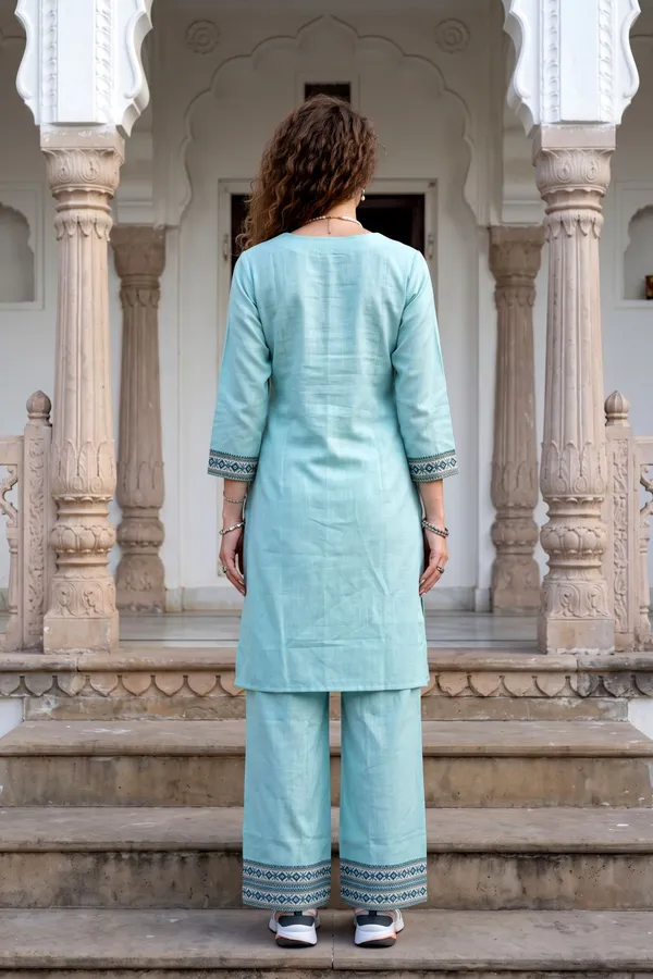 Women_Aqua_Blue_Rayon_Slub_Kurta_Set