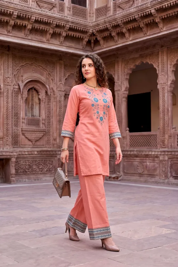 Women_Peach_Rayon_Slub_Kurta_Set