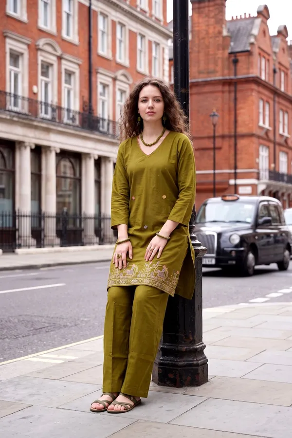 Women_Olive_Mehendi_Rayon_Slub_Embroidered_Co-ord_Set