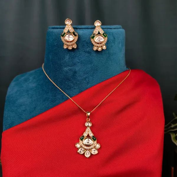 Gold_Plated_Moissanite_Necklace_Set_For_Women_And_Girls_|_Vamika