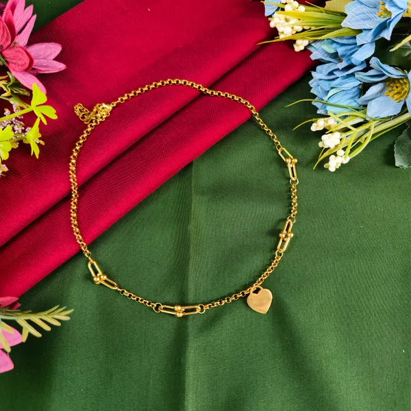 Adelina_Tarnish-Resistant_Gold_Heart_Charm_Necklace