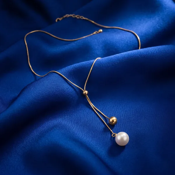 Alondra_Gold_Pearl_Dangle_Adjustable_Bolo_Style