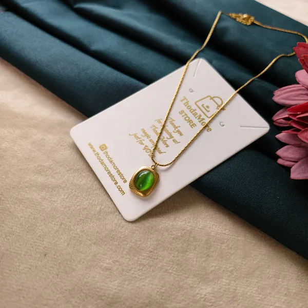 Angelica_Green_Cat’s_Eye_Pendant_Necklace