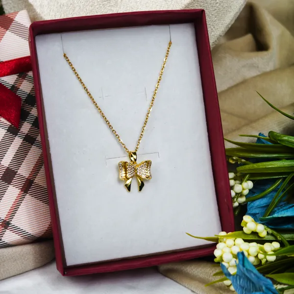 Arianna_Bow_Charm_Pendant_Necklace