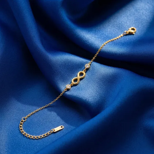 Ashlyn_Infinity–_Dainty_Crystal_Bezel_Link_Chain_Bracelet