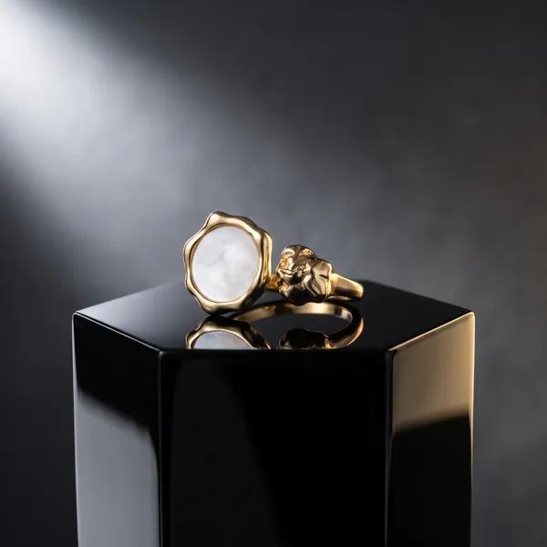 Baroque_Textured_Blossom_Ring