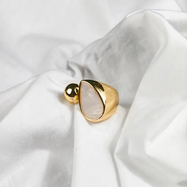 Celestial_Pearl_Teardrop_Anti-Tarnish_Ring