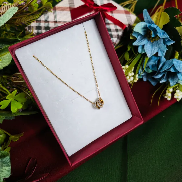 Chiara_Triple-Ring_Eternity_Necklace