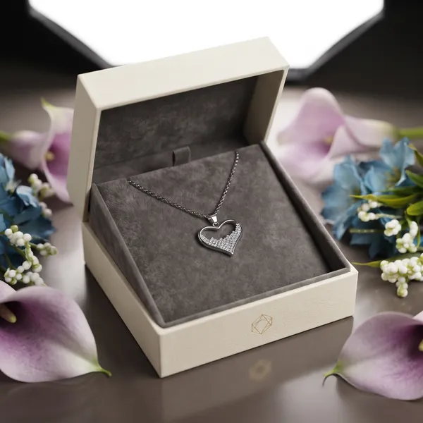 Coraline_Starlight_Heart_Silhouette_Necklace