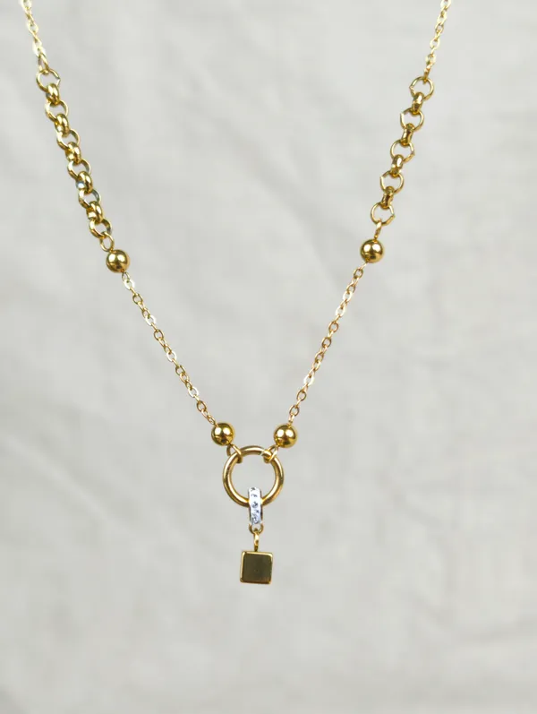 Demi_Lock_&_Bead_Station_Necklace