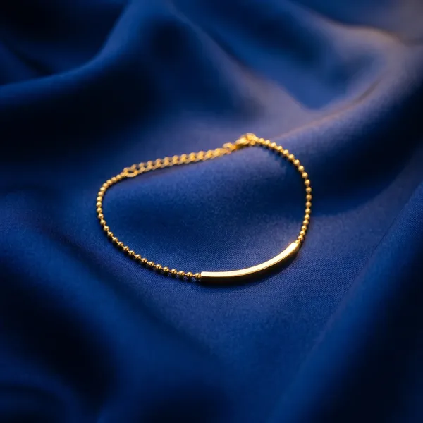 Edith_18K_Gold_Tone_Anti-Tarnish_Curved_Bar_Bracelet