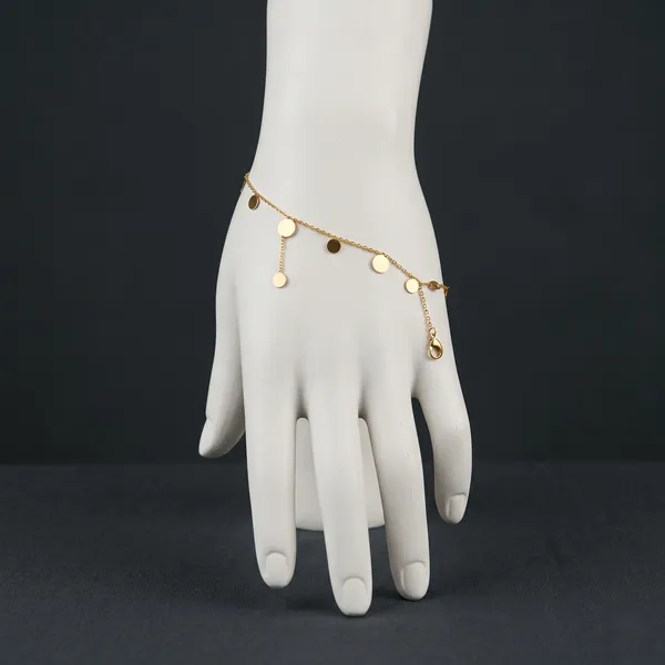 Elizabeth_Golden_Medallion_Dainty_Bracelet