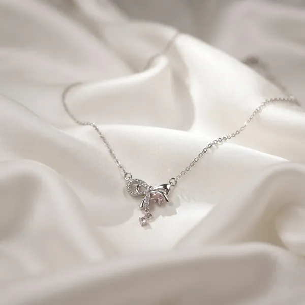 Elle_Bowdrop_Pavé_Crystal_Necklace