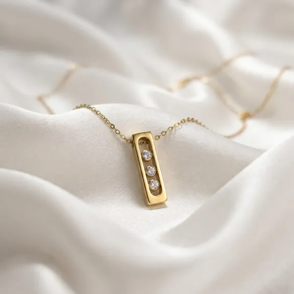 Elodie_Crystal_Bar_Necklace