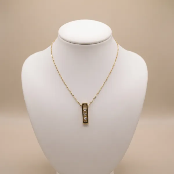 Elodie_Crystal_Bar_Necklace