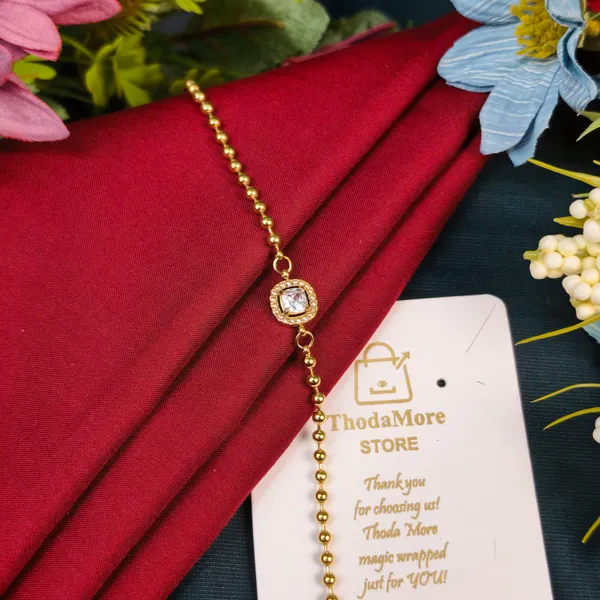 Esther_The_"Radiant_Halo"_Bead_Bracelet