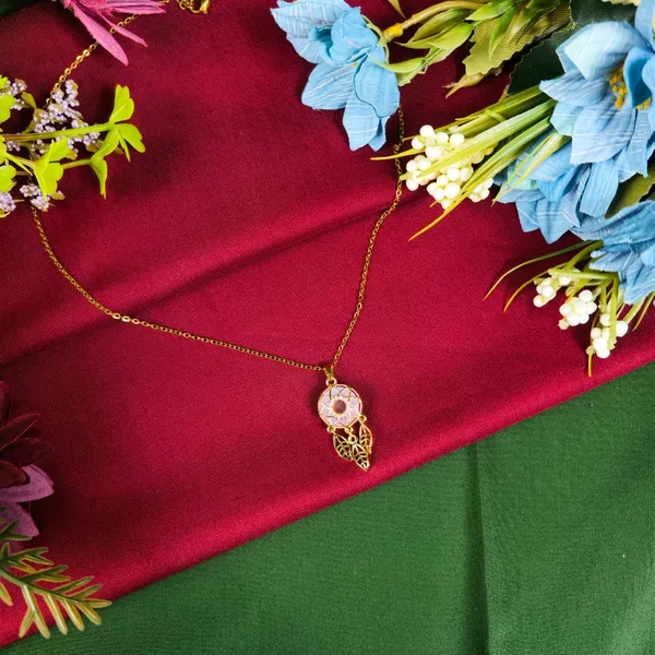 Ethereal_Dreamcatcher_Leaf_Necklace