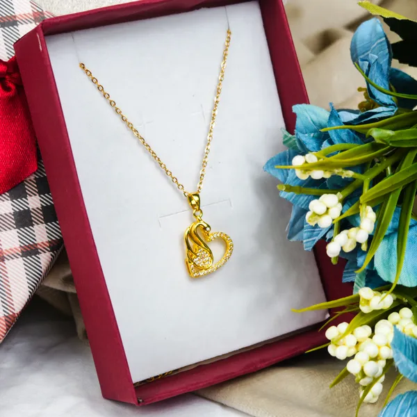 Ethereal_Swan_Heart_Pendant_Necklace