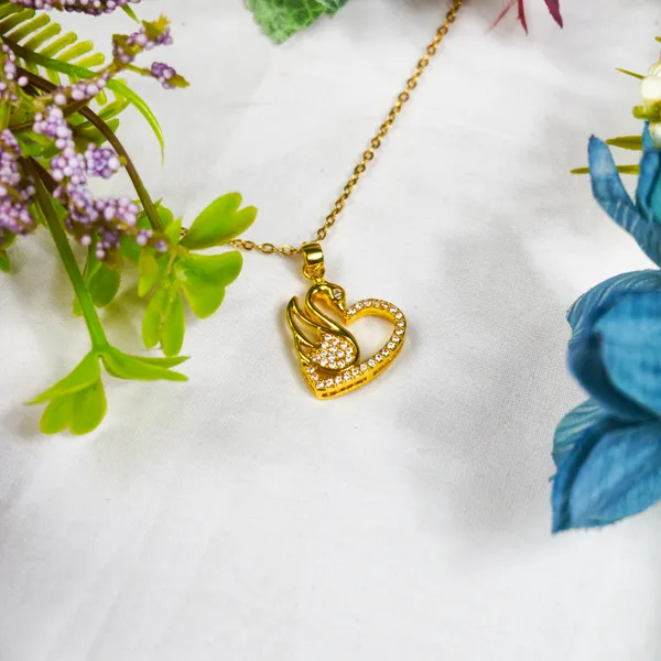 Ethereal_Swan_Heart_Pendant_Necklace