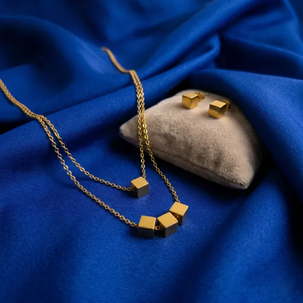 Evelyn_Geometric_Cube_Dual-Layered_Jewelry_Set