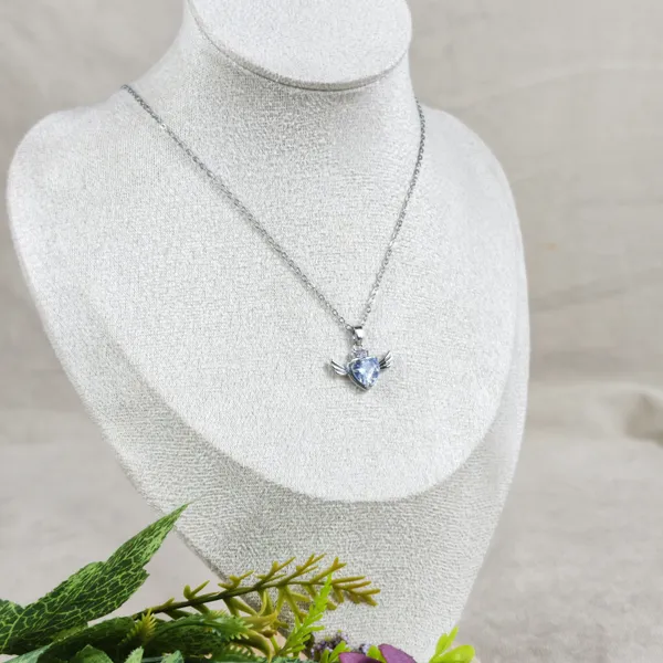 Everlee_Crystal_Heart_Angel_Wings_Necklace